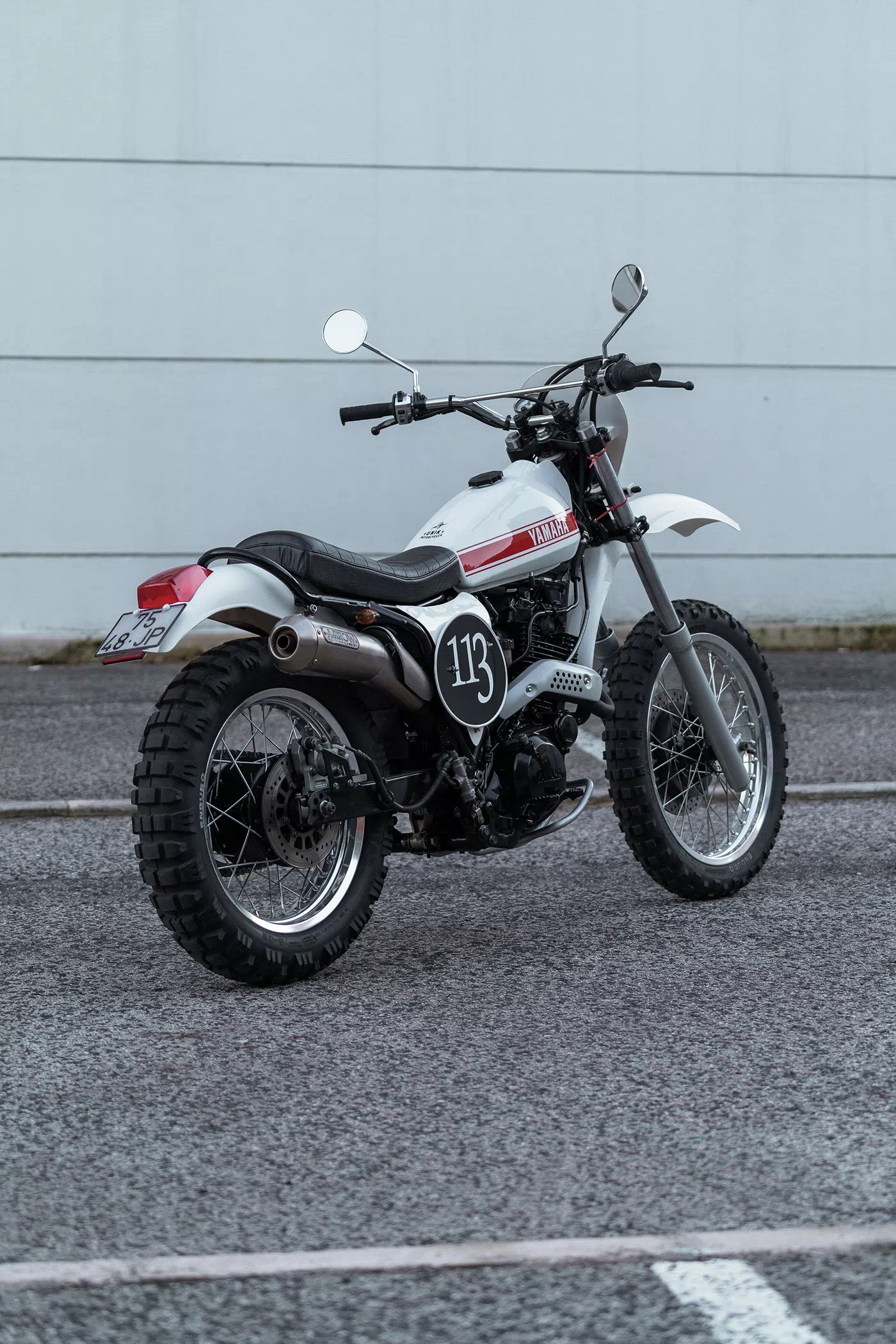 Unik-Motorcycles-Yamaha-XT-600-113-006