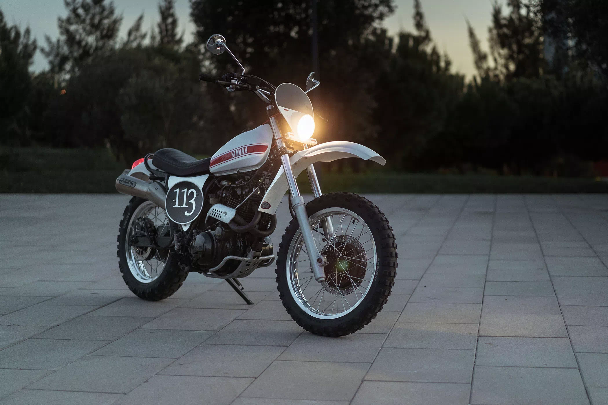 Unik-Motorcycles-Yamaha-XT-600-113-013